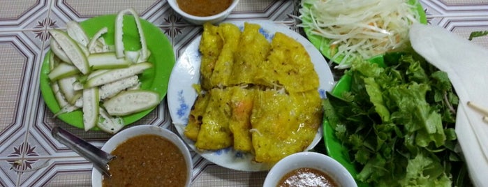 Bánh Xèo Bà Dưỡng is one of Da Nang Best places.