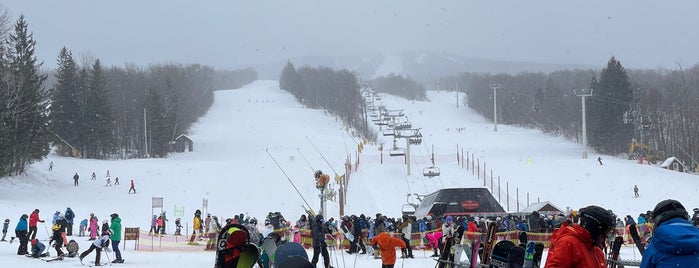 Stratton Mountain Base Lodge is one of Can't Stop My Knees.