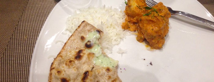 Maida Indian Eatery is one of Kunal : понравившиеся места.