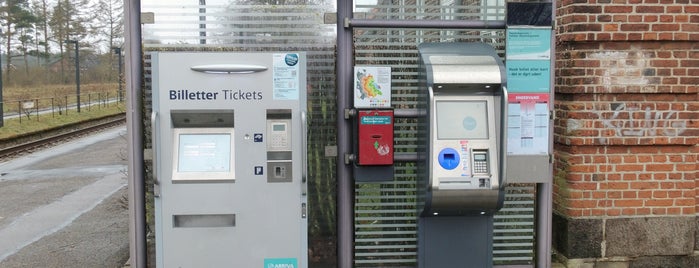 Engesvang Station is one of Railway stations: Aarhus-Silkeborg-Herning.