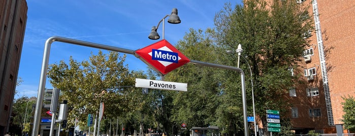 Metro Pavones is one of Mundo madrileño.