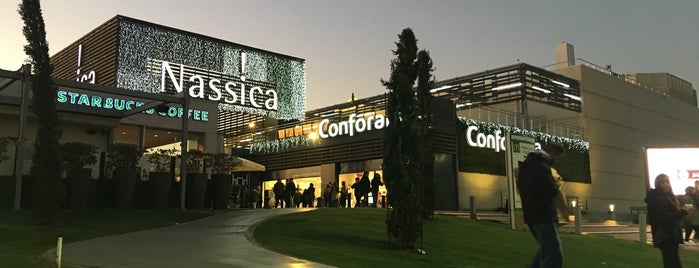 C.C. Nassica is one of Centros comerciales madrileños.
