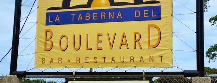 La Taberna Del Boulevard is one of Terrenas.