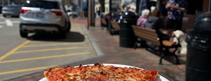 Bills Pizza is one of Lieux à visiter voyage Old Orchard.