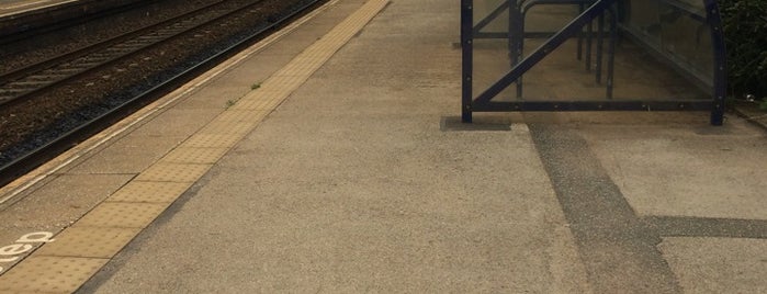 Elsecar Railway Station (ELR) is one of train stations.