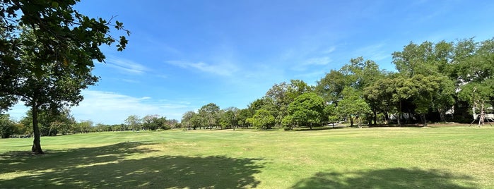 The Vintage Club is one of golf courses.