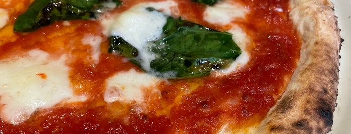 PIZZA SALVATORE CUOMO センター南 is one of Must-visit Food in 横浜市都筑区.