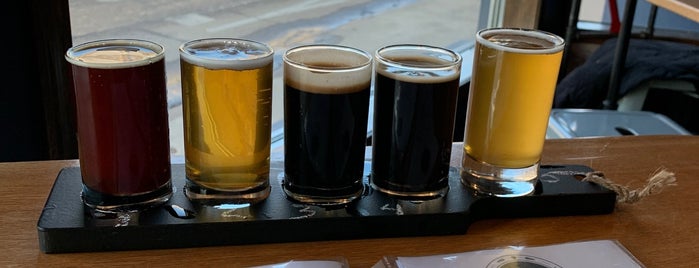 22 Lakes Brewing is one of G-Lake Side Trips.