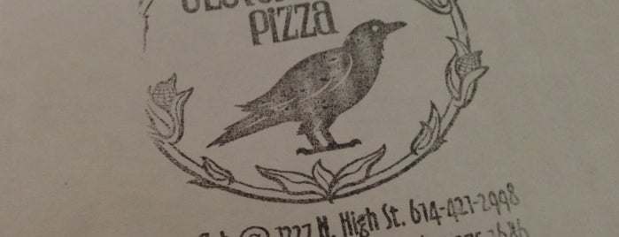 Clever Crow Pizza is one of สถานที่ที่บันทึกไว้ของ Kimmie.