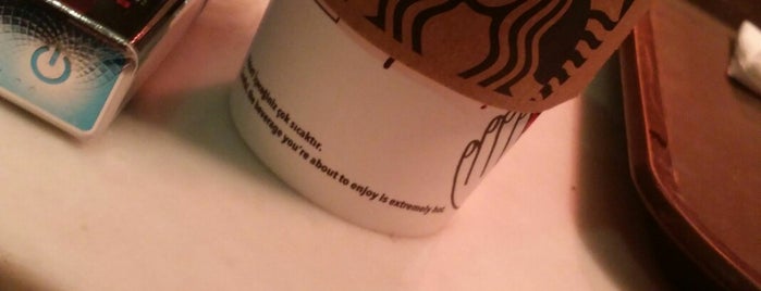 Starbucks is one of Posti che sono piaciuti a Mehmet.