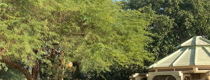 حديقة الخزامى is one of اماكن تمشية في الرياض.