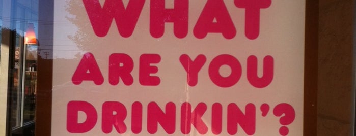 Dunkin' is one of Lugares favoritos de Mark.