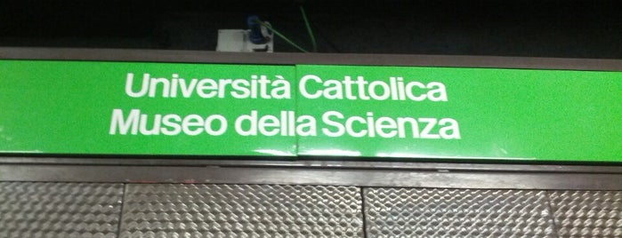 Metro Sant'Ambrogio (M2) is one of Lugares favoritos de Luigi.
