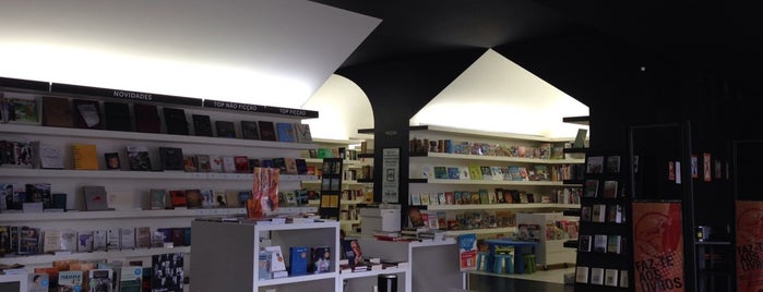 Livraria Almedina is one of Coworking and Wi-Fi Spaces @ Coimbra.