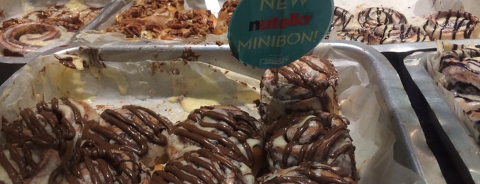 Cinnabon is one of Lina 님이 좋아한 장소.