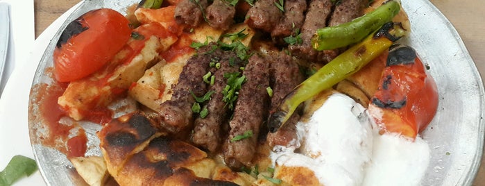 Iskender ve kunefesini kesinlikle yiyin