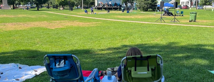 Guilford Green is one of Fun things to do in Connecticut.