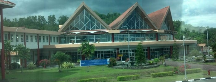 Pattimura International Airport (AMQ) is one of Airports in Indonesia.