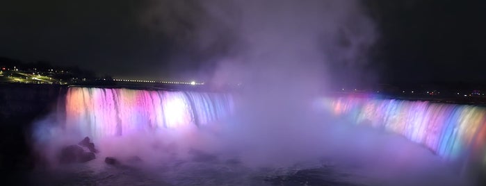 Horseshoe Falls is one of Canada.