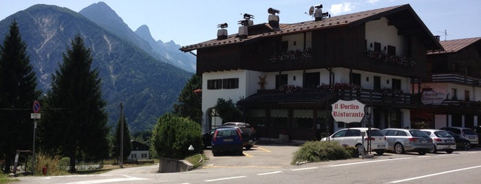 Ristorante "Il Portico" is one of Lieux qui ont plu à Оксана.