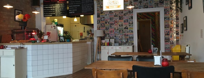 Oscar & Rosie's Canteen is one of Tempat yang Disukai John.