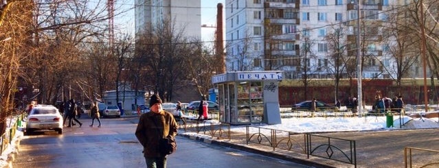 Остановка «Метро „Рязанский проспект“» is one of Наземный общественный транспорт (Остановки).