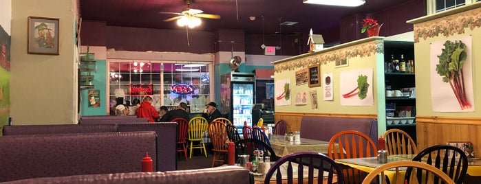 Berryland Cafe is one of Hometown Faves.