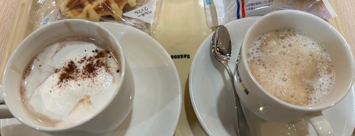 Doutor Coffee Shop is one of Top picks for Cafés.