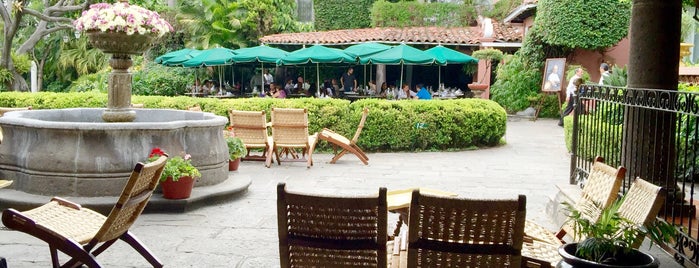 Las Mañanitas Hotel, Garden, Restaurant & Spa is one of สถานที่ที่ Ivette ถูกใจ.