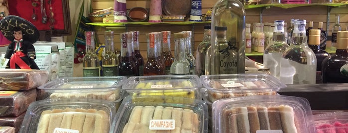 Aromas y Sabores de Michoacán is one of Lugares favoritos de Ivette.