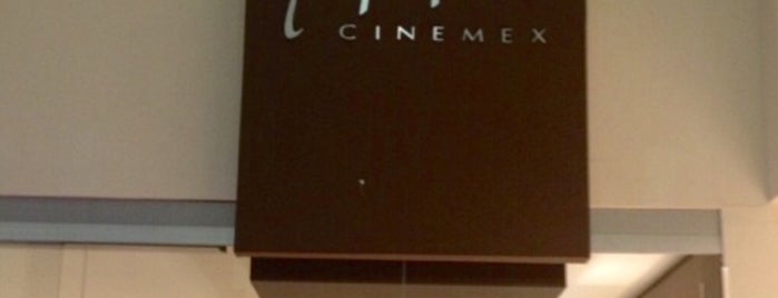 Cinemex Platino is one of Tempat yang Disukai Ivette.