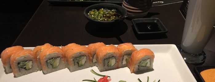 Mr. Sushi bluebamboo is one of Tempat yang Disukai Ivette.