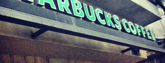 Starbucks is one of Ivette 님이 좋아한 장소.