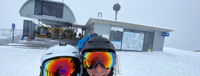 Schattberg Ostgipfel 2020 m is one of Ski Resorts ⛷.