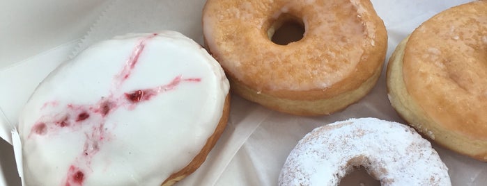 Ray's Donuts is one of Brunch STL.