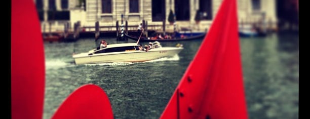 Sammlung Peggy Guggenheim is one of Venice ♥.