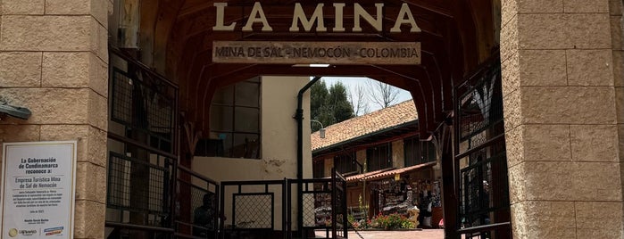 Mina De Sal Nemocon is one of Turismo.