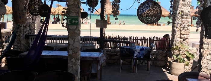 MAYA KA restaurant seafood & drinks is one of Monica : понравившиеся места.