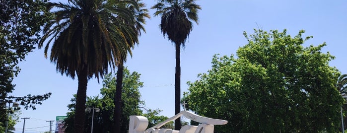 Plaza Mayor de Renca is one of Parques y plazas.