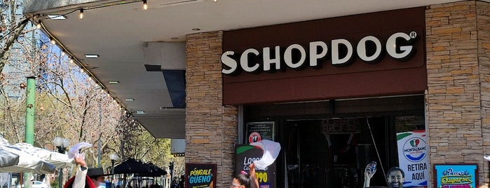 Schopdog is one of Chile - Santiago - comer & beber.