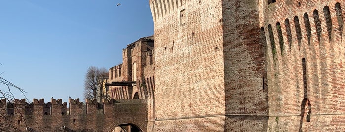 Castello di Soncino is one of Castelli Italiani.