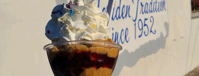 Les' Dairy Bar is one of Best of Connecticut.