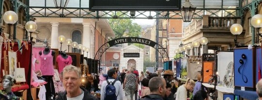 Mercado de Covent Garden is one of London.