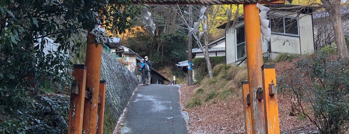 愛宕神社 二の鳥居 is one of 京都に行ったらココに行く！ Vol.12.