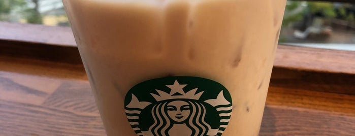 Starbucks is one of Starbucks Coffee (近畿).