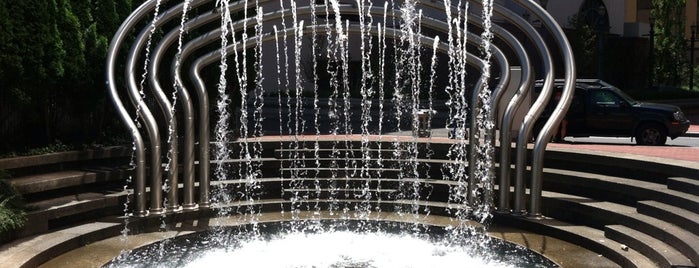 Carwash Fountain is one of Portland Municipal Fountains.