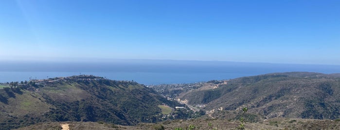 Top of the World Park is one of Abdullah's Saved Places.