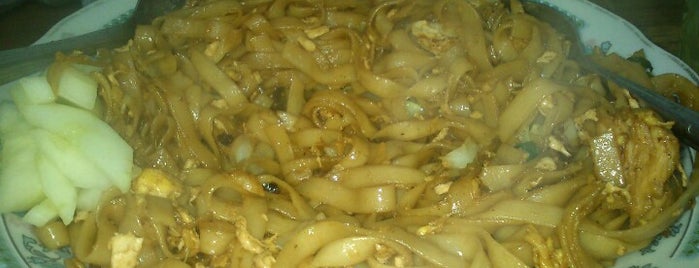 Bakmi & Nasi Goreng Cak Edi is one of Top picks for Ramen or Noodle House.