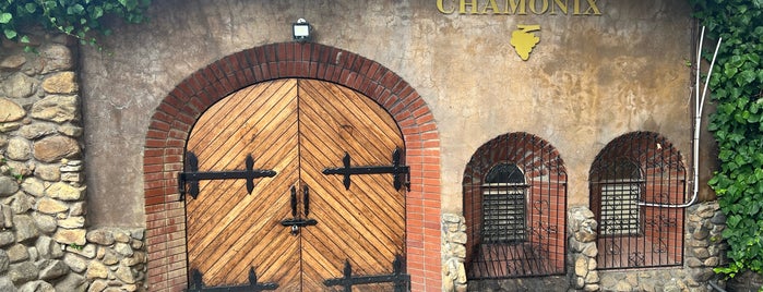 Chamonix Wine Estate is one of Weine Südafrika.