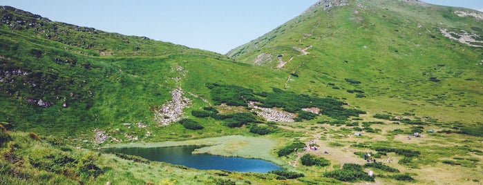 Несамовите / Nesamovyte lake is one of Locais curtidos por Ника.